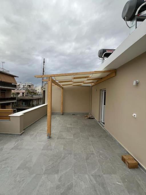 Cozy New Apartment Nearby Metro Athena Bagian luar foto